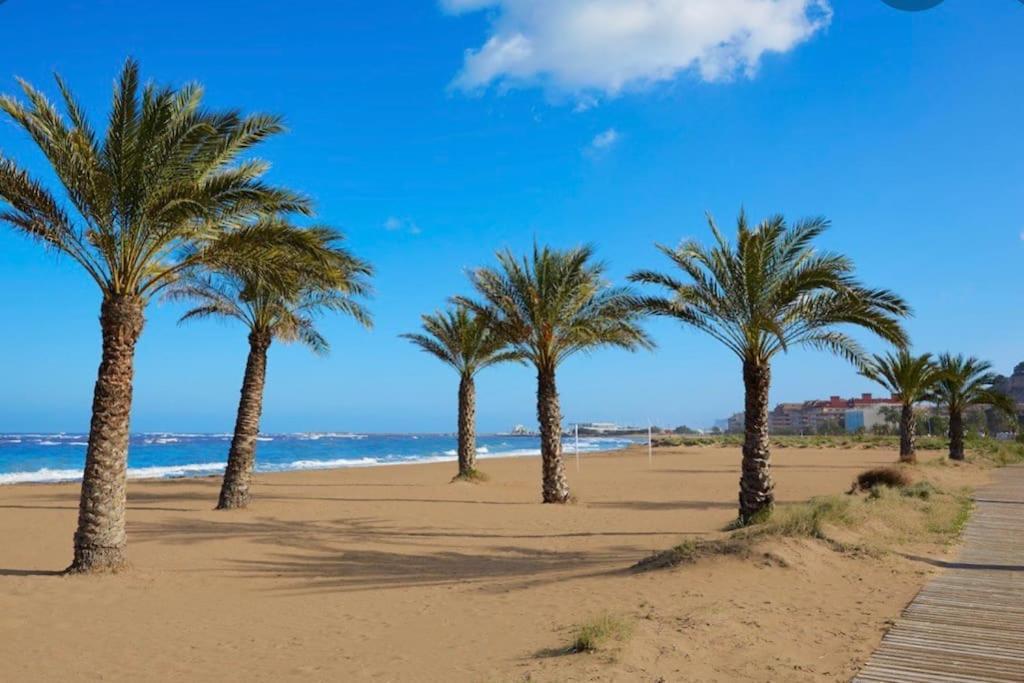 Apartamento En Primera Linea De Playa Denia Exterior photo